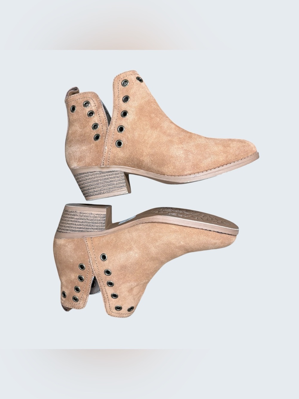Skechers Tan Suede Ankle Booties Air-Cooled Memory Foam Women’s 7